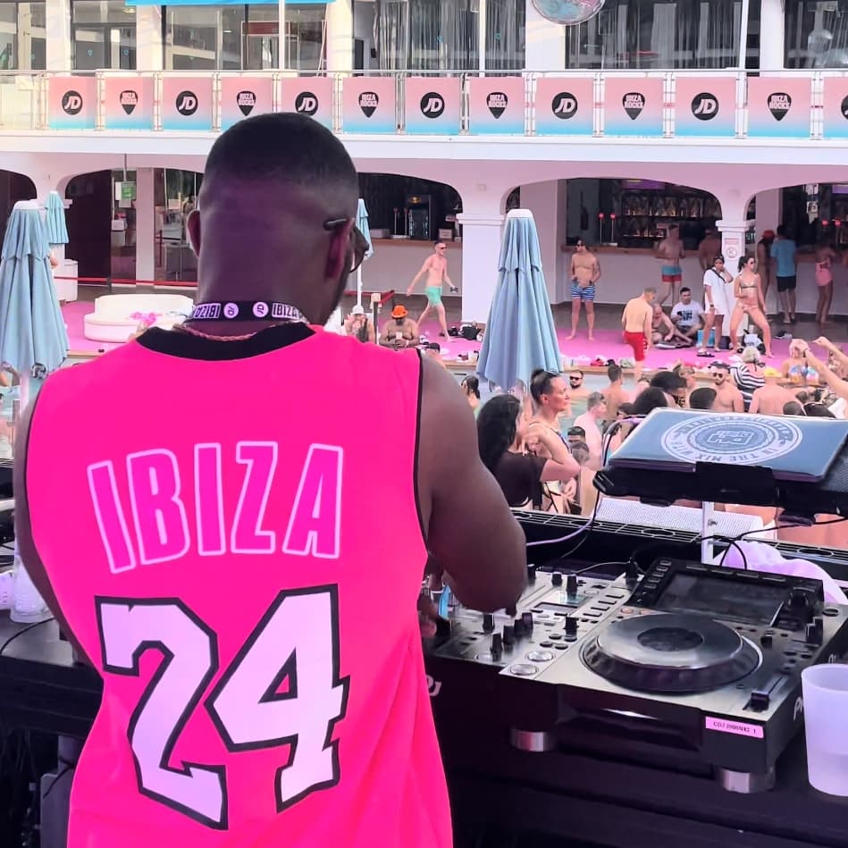 DJ Vybz In Da House