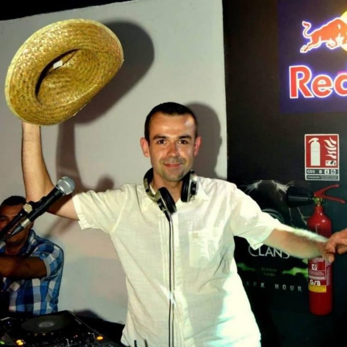 DJ MAX